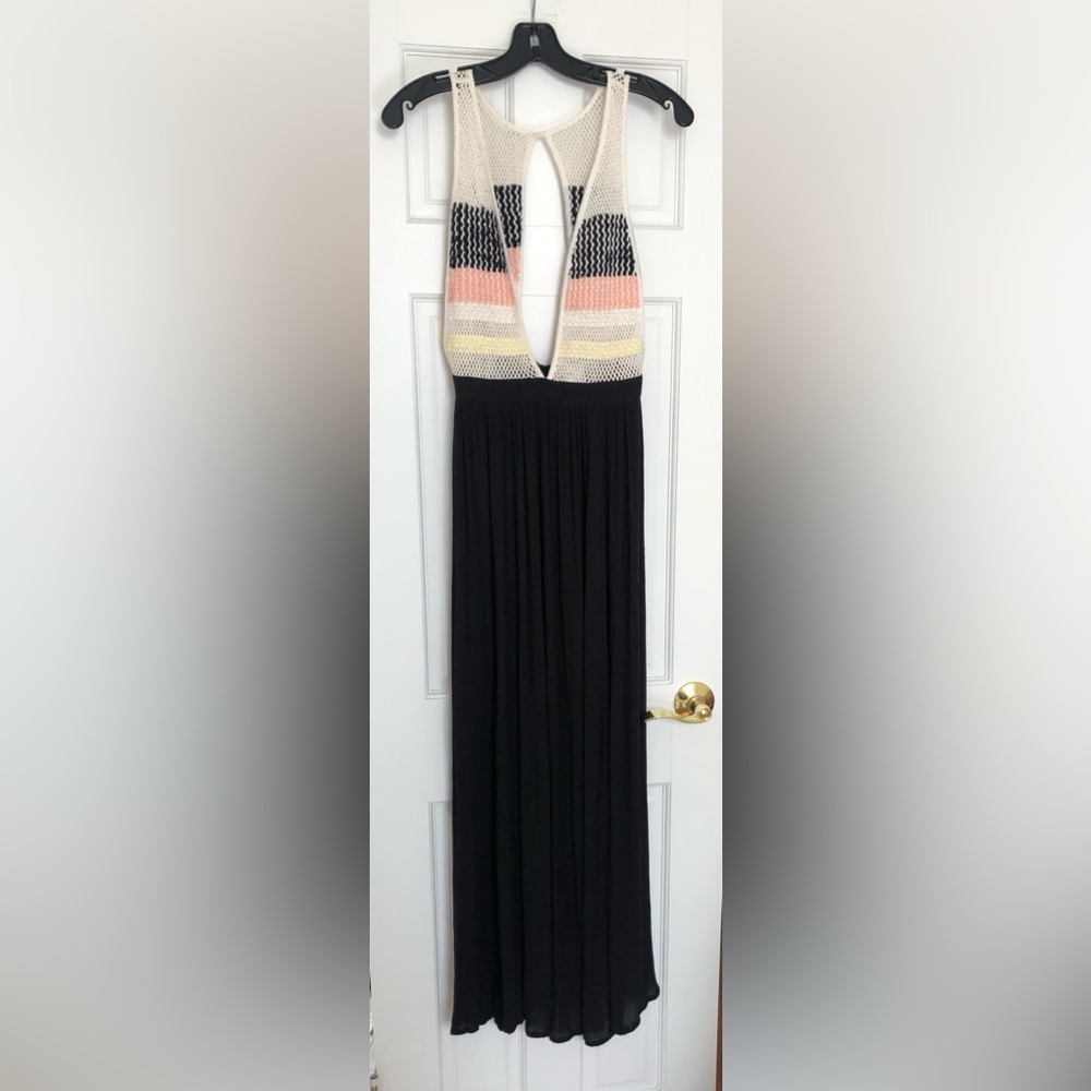 Gorgeous Crochet Bohemian Amuse Society Beach Coverup/Dress with Slit